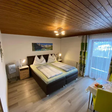 Homestay Haus Ratgeb